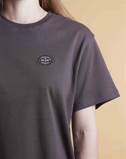 Elsk - Globe Women's Interlock T-shirt - Brown